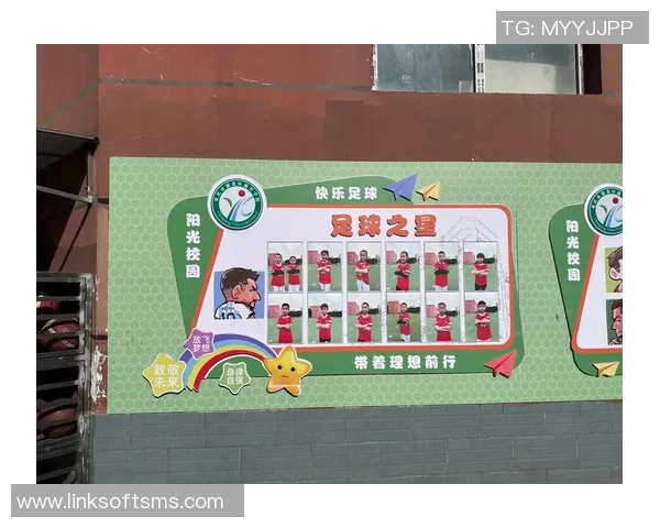 重庆七中足球队奋勇拼搏展现青春风采助力校园文化建设与发展